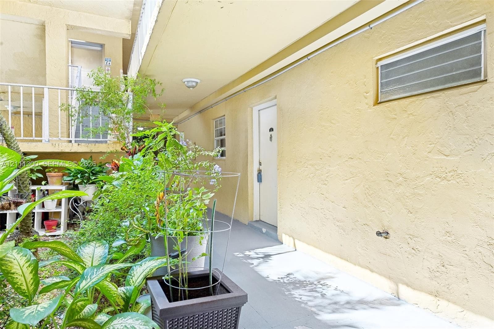 5400 SW 77th Ct # 1J, Miami FL 33155